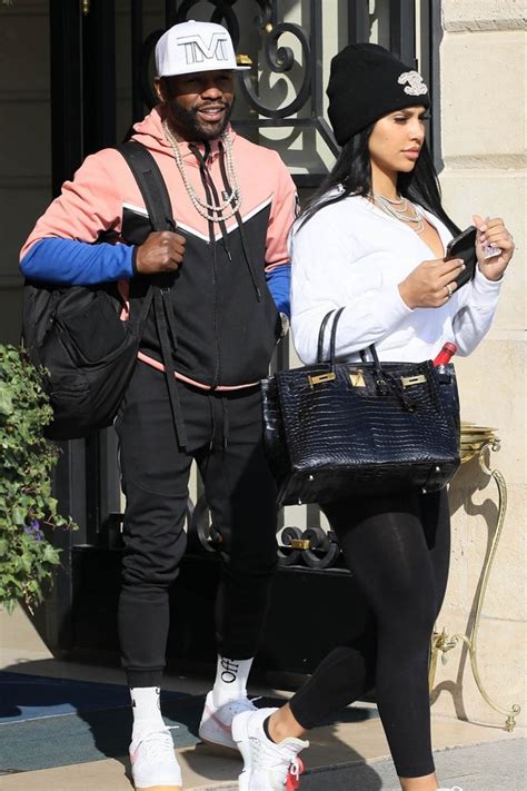 floyd mayweather jr girlfriend.